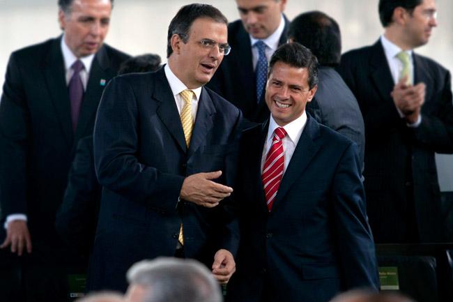 PRD busca desaforar a Peña Nieto por violar Constitución