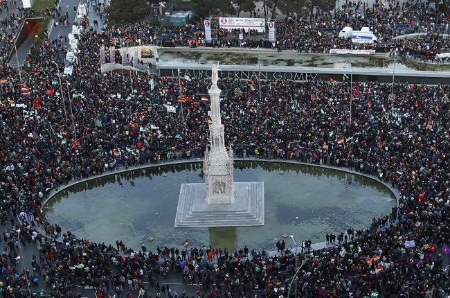 Miles de personas marchan en Madrid; exigen al Gobierno una vida “digna”