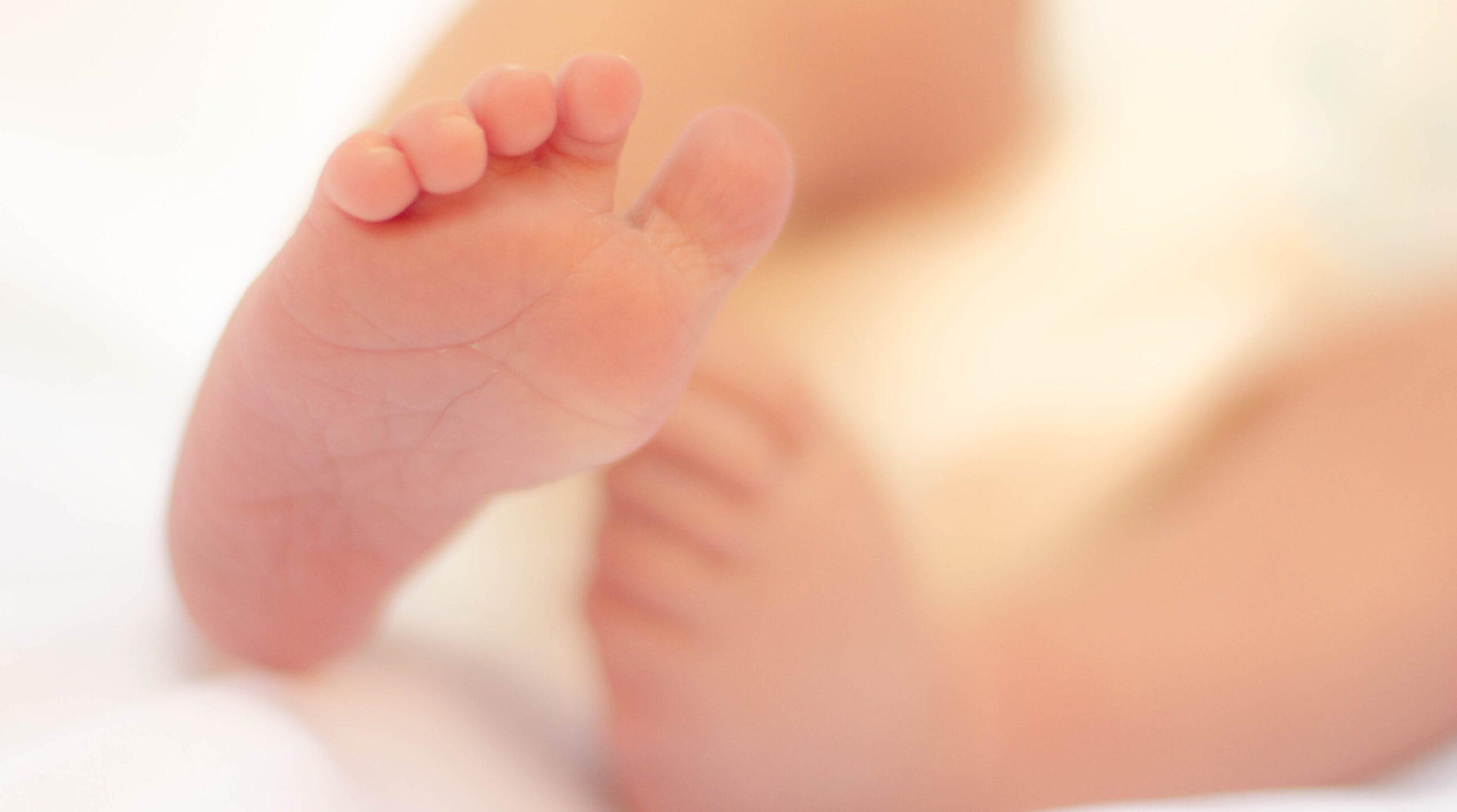 Nace el primer bebé con tres padres gracias a un controvertido tratamiento en México