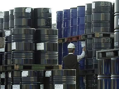 El precio del petróleo sigue a la baja: se vende en 51.62 dólares el barril