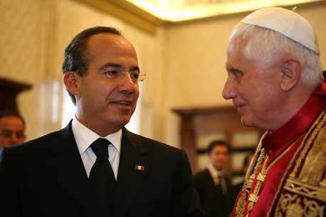 Justifican ante Senado viaje de Calderón al Vaticano