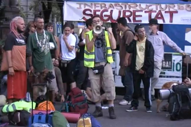 Los #indignados en el mundo; Italia registra disturbios
