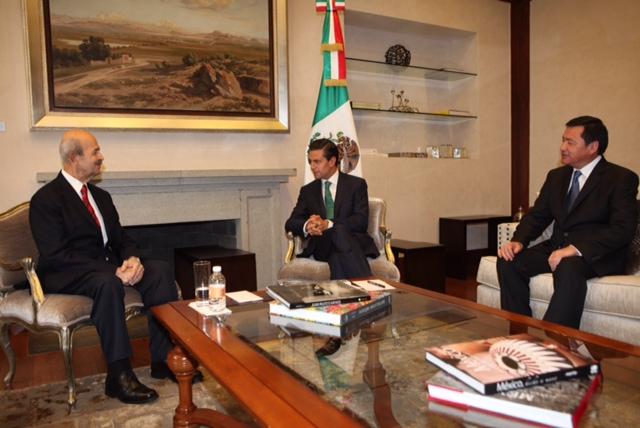 Fausto Vallejo deja el Gobierno de Michoacán “para atender su salud”