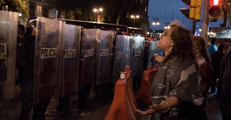 Nuevo protocolo policial protege a manifestantes en CDMX; prevé uso de fuerza en caso extremo