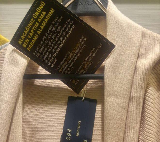 Por qué están apareciendo mensajes ocultos dentro de las prendas de Zara en Turquía