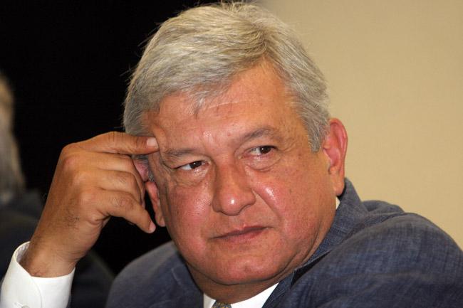 Reina <i>maiceo</i> en el IFE: López Obrador