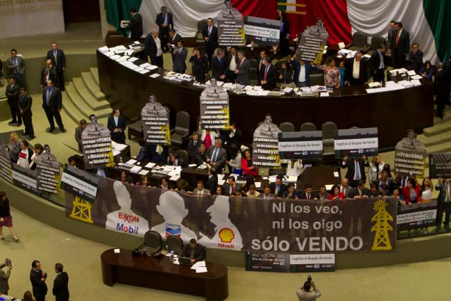 PAN y PRD anuncian reforma anticorrupción para próximo periodo ordinario