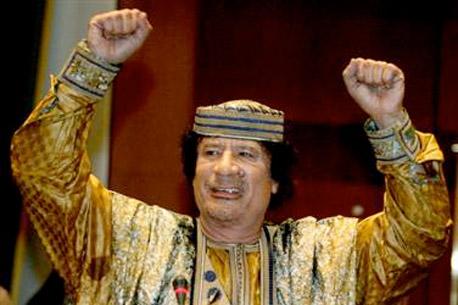 “Será un infierno para los que no me aman”, advierte Gadafi