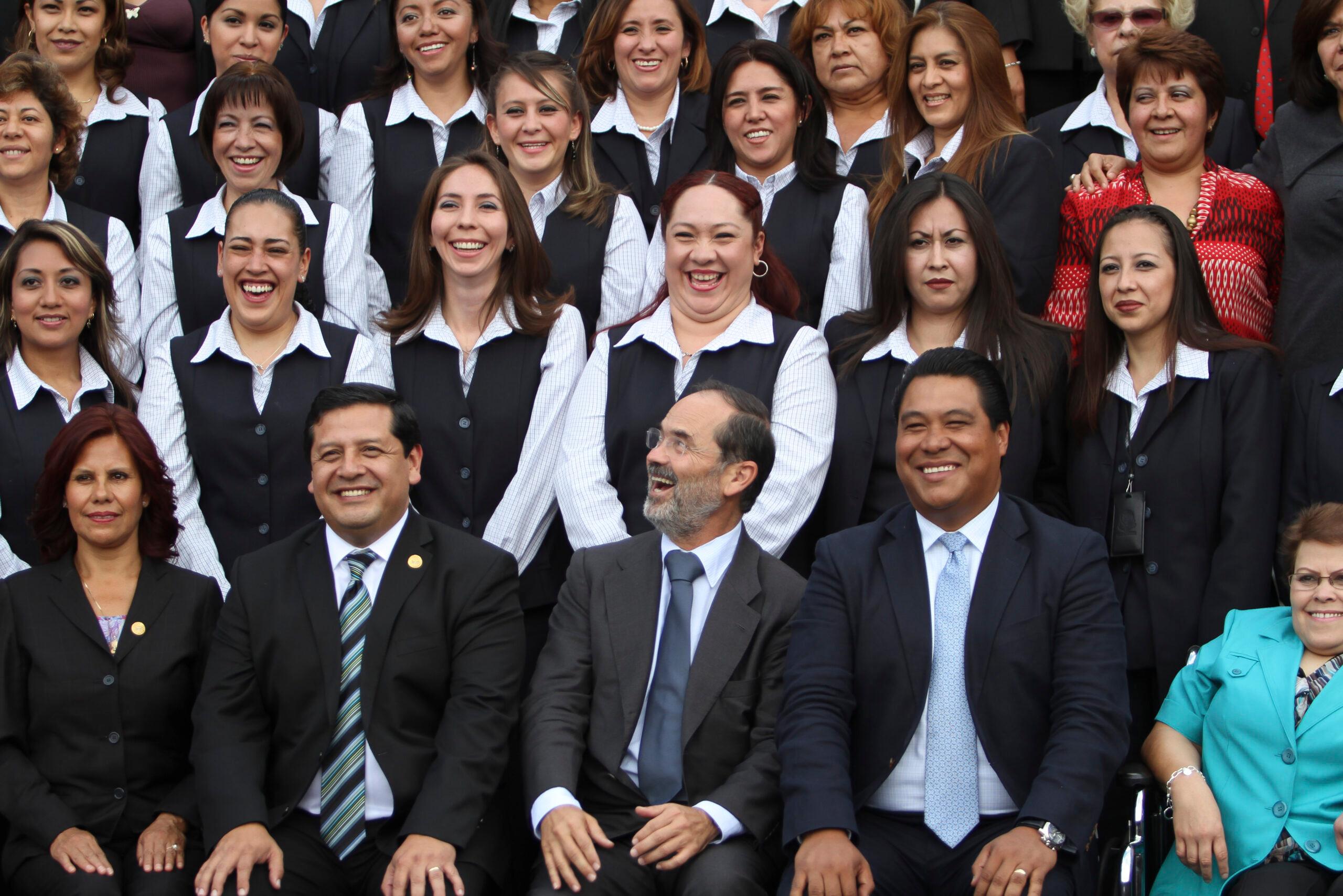 En el último día de la Legislatura LXI, saludos, abrazos y buenos deseos