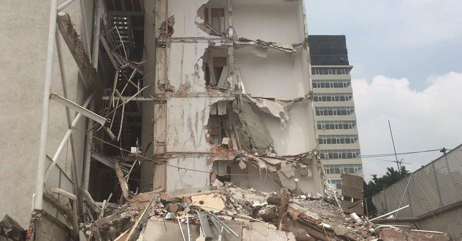 Tenían nueve meses habitando su edificio nuevo, el sismo lo derrumbó este martes