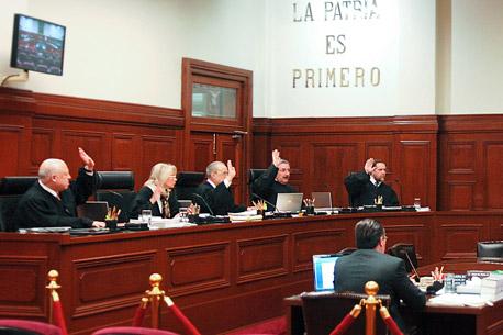 Procesados en libertad tienen derecho a votar: SCJN