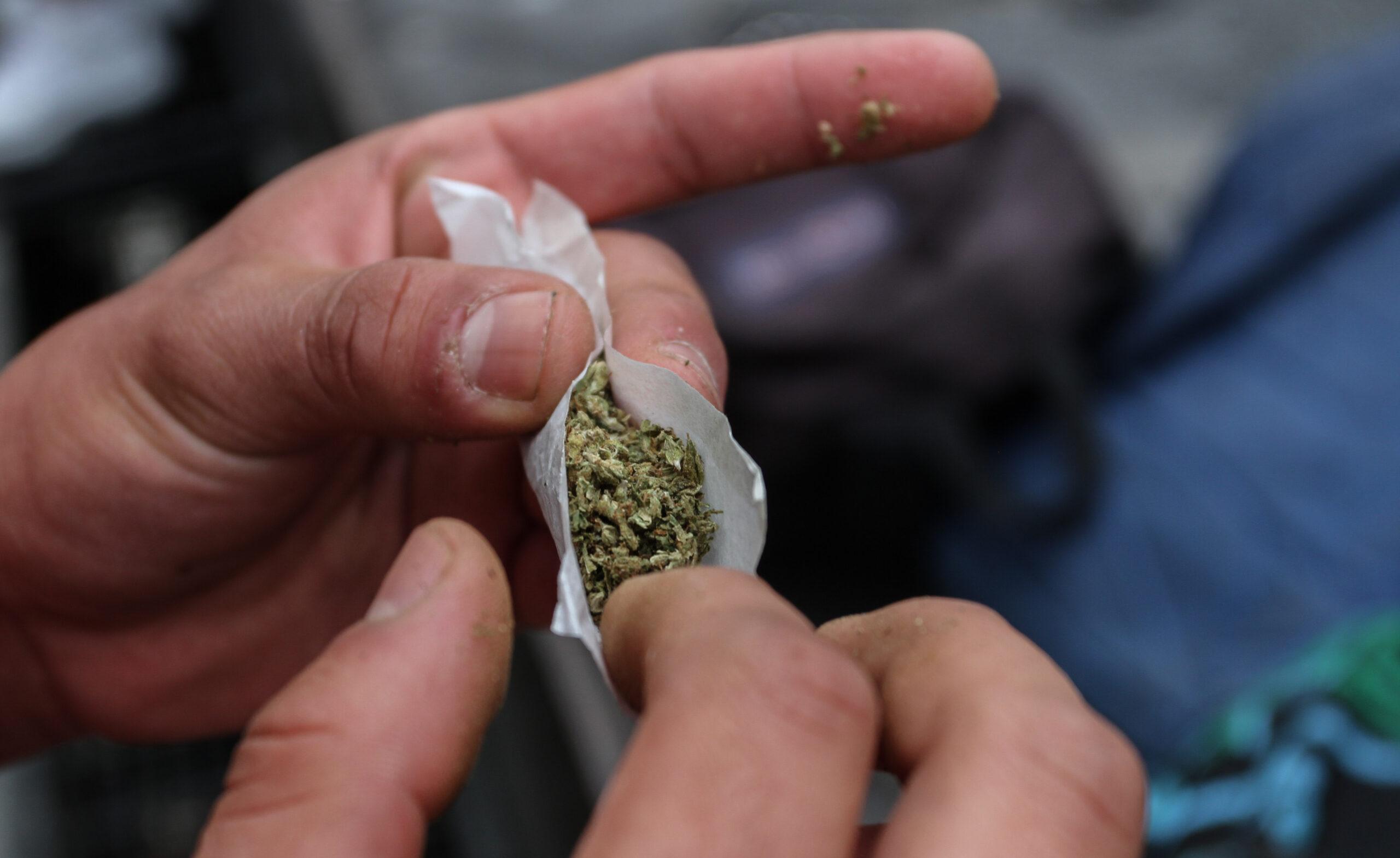 4 de cada 10 detenidos por drogas llega a la cárcel por llevar menos de 500 pesos en sustancias