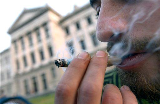 Nueva York permitirá consumo de mariguana medicinal: <i>NYT</i>