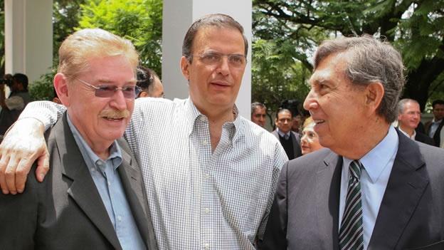 Sin coalición se ve difícil ganar en 2012: Ebrard