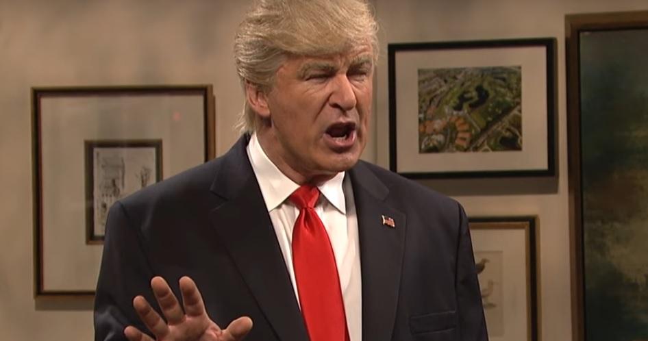 El presidente electo de EU, Donald Trump, se molesta con la parodia que hacen de él en SNL