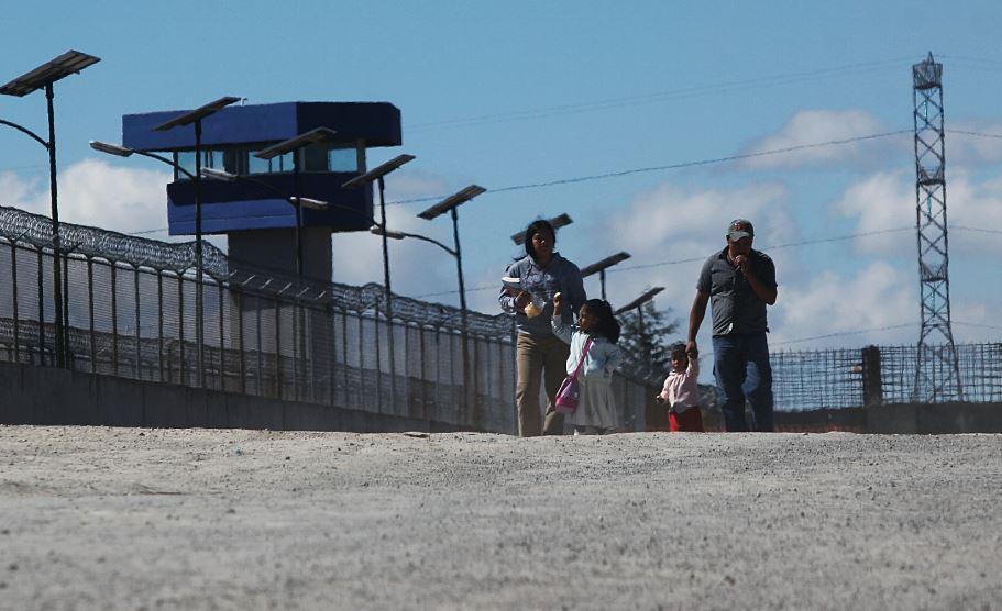 Liberan a la exdirectora jurídica del Altiplano, encargada del penal el día que se fugó el Chapo
