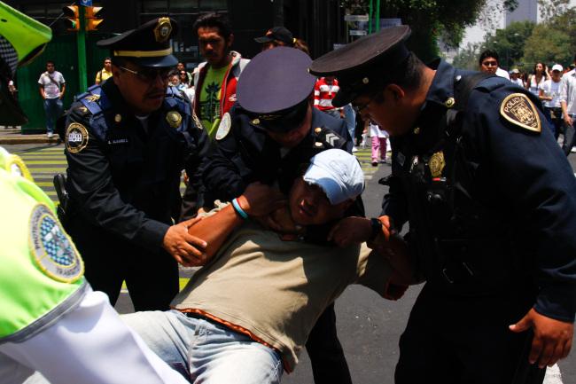 Los policías del DF estrenan protocolo; así es como deberán actuar