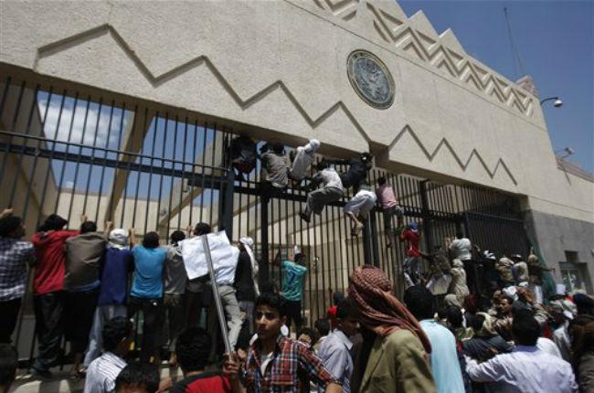 Arrestan a cuatro por ataque a embajada de EU en Libia