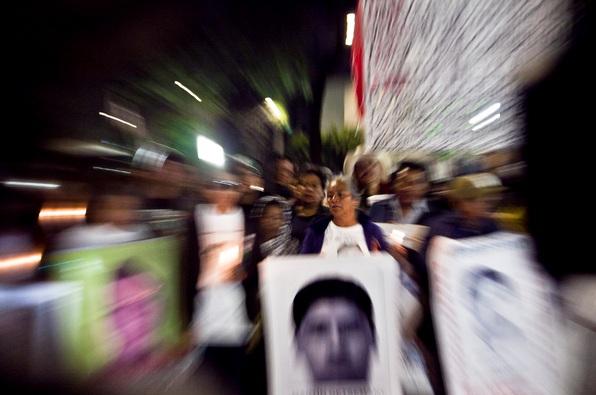 PGR asegura base de la policía de Iguala a 9 meses del caso Ayotzinapa