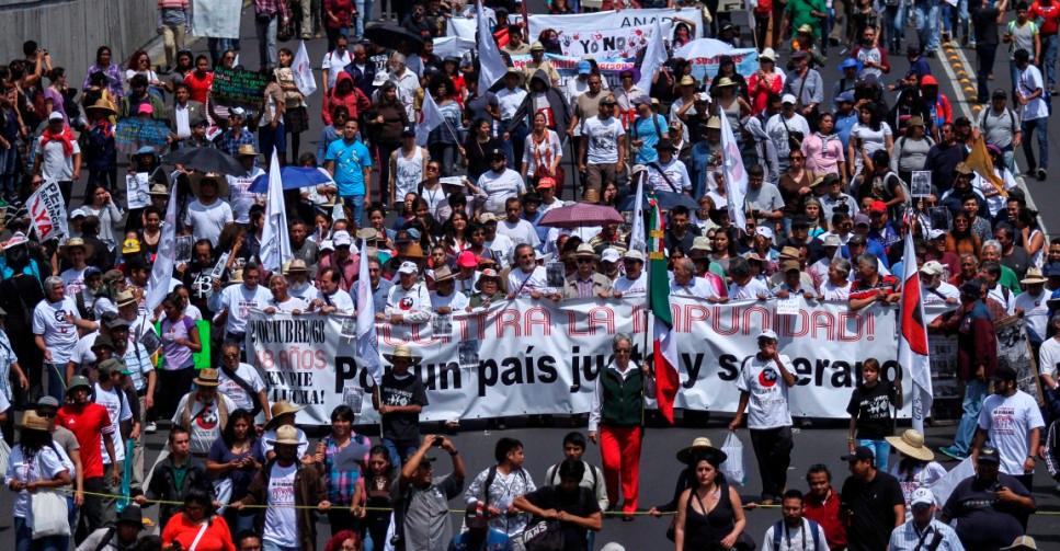 Manifestación del 2 de octubre une reclamos de justicia por 68, Ayotzinapa, Nochixtlán y Atenco