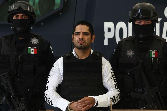 México recurre a leyes antiterroristas para juzgar a narcos: AP