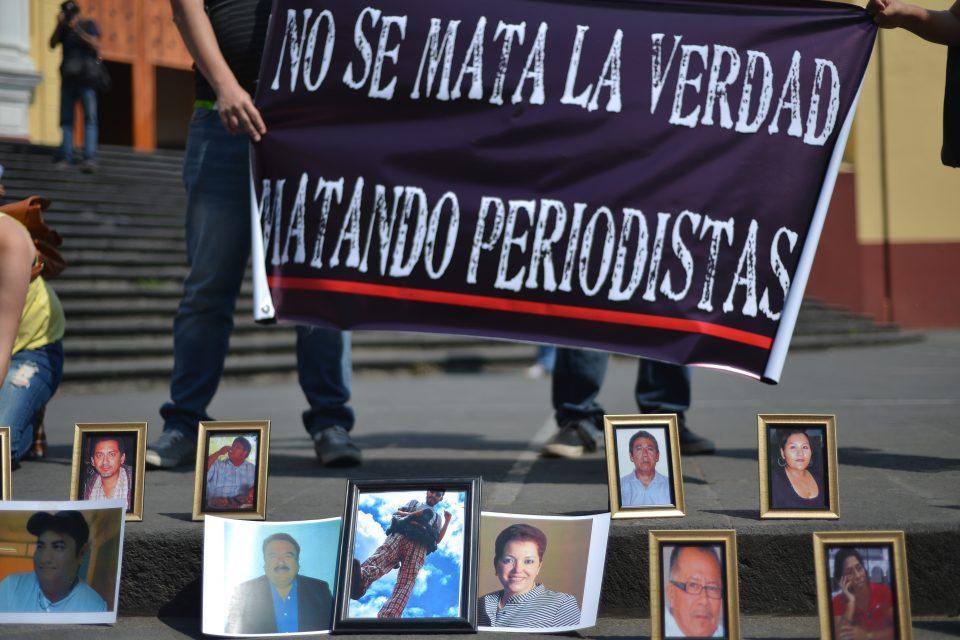 Asesinan a periodista y locutor de Morelos