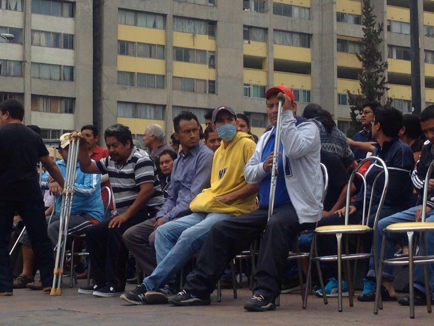 Víctimas del operativo en Nochixtlán muestran sus heridas y dan sus testimonios en Tlatelolco