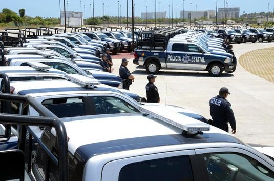 Hallan autos robados en flota de policía de Acapulco