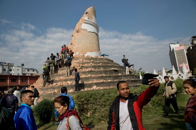 Más de 4 mil muertos tras el terremoto en Nepal; la Unesco lo califica de “gran desastre”