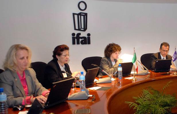 IFAI considera legal lista de deudores del SAT; PAN pide publicar a condonados