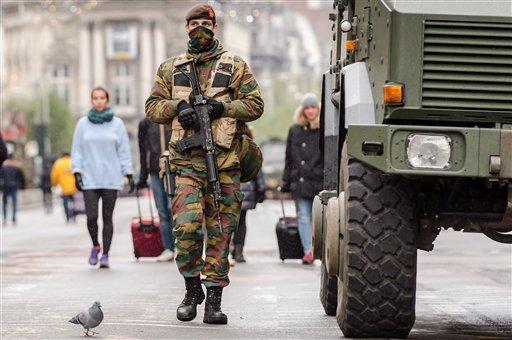 Bruselas cancela espectáculo de fuegos artificiales por amenaza terrorista
