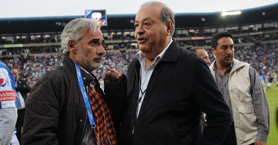 Slim sale de la cancha: ya no será accionista de los equipos Pachuca y León