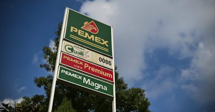 Sancionan a 7 empleados de Pemex con 49 MDP y los inhabilitan hasta 15 años por pagos indebidos
