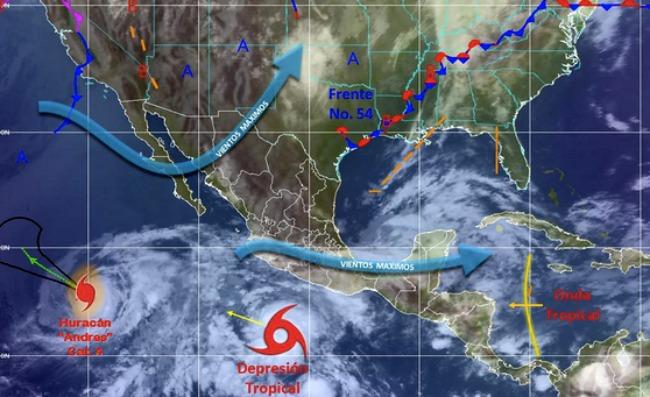 ‘Andrés’ gana fuerza en el Pacífico como huracán de categoría 4