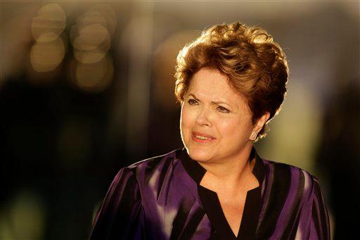 Cancela Rousseff misión para visita oficial a EU