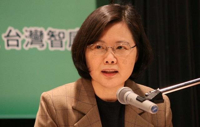 Taiwán elige a su primera mujer presidenta