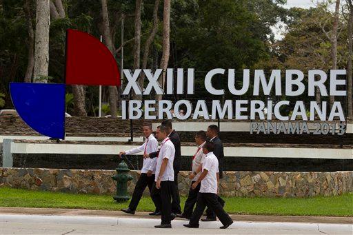 México participa en una Cumbre Iberoamericana… con los roles cambiados