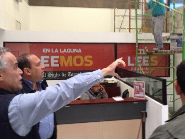 Rubén Moreira visita las instalaciones de <i>El Siglo de Torreón</i>