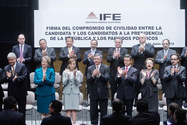 Firman candidatos pacto de civilidad ante el IFE