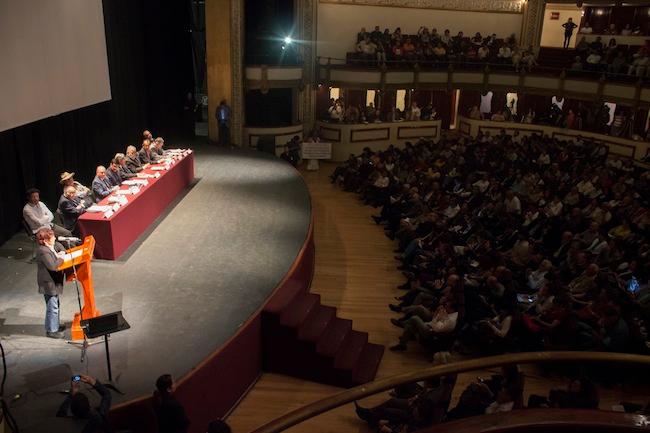 Convocan a cadena humana contra Ley de Telecomunicaciones