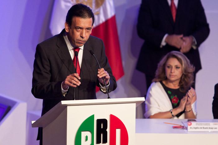 Moreira rechaza gobierno de coalición; pronostica triunfo “holgado” del PRI en 2012