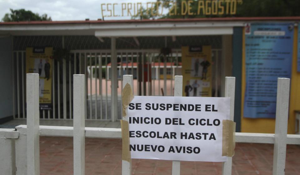 Poco más de la mitad de escuelas en Oaxaca y Chiapas no regresaron a clases este lunes, según la SEP