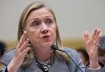 Hillary Clinton se desmaya, sufre conmoción cerebral y se recupera