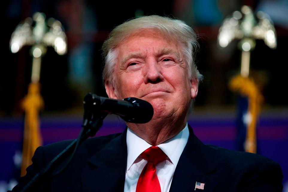 Hillary Clinton pierde ventaja ante Trump, es una competencia cerrada: encuesta del NYT