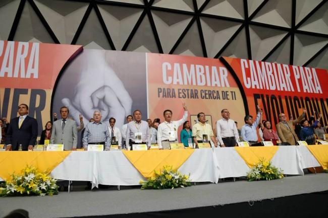 PRD modifica estatutos y aprueba alianzas con el PAN para 2016