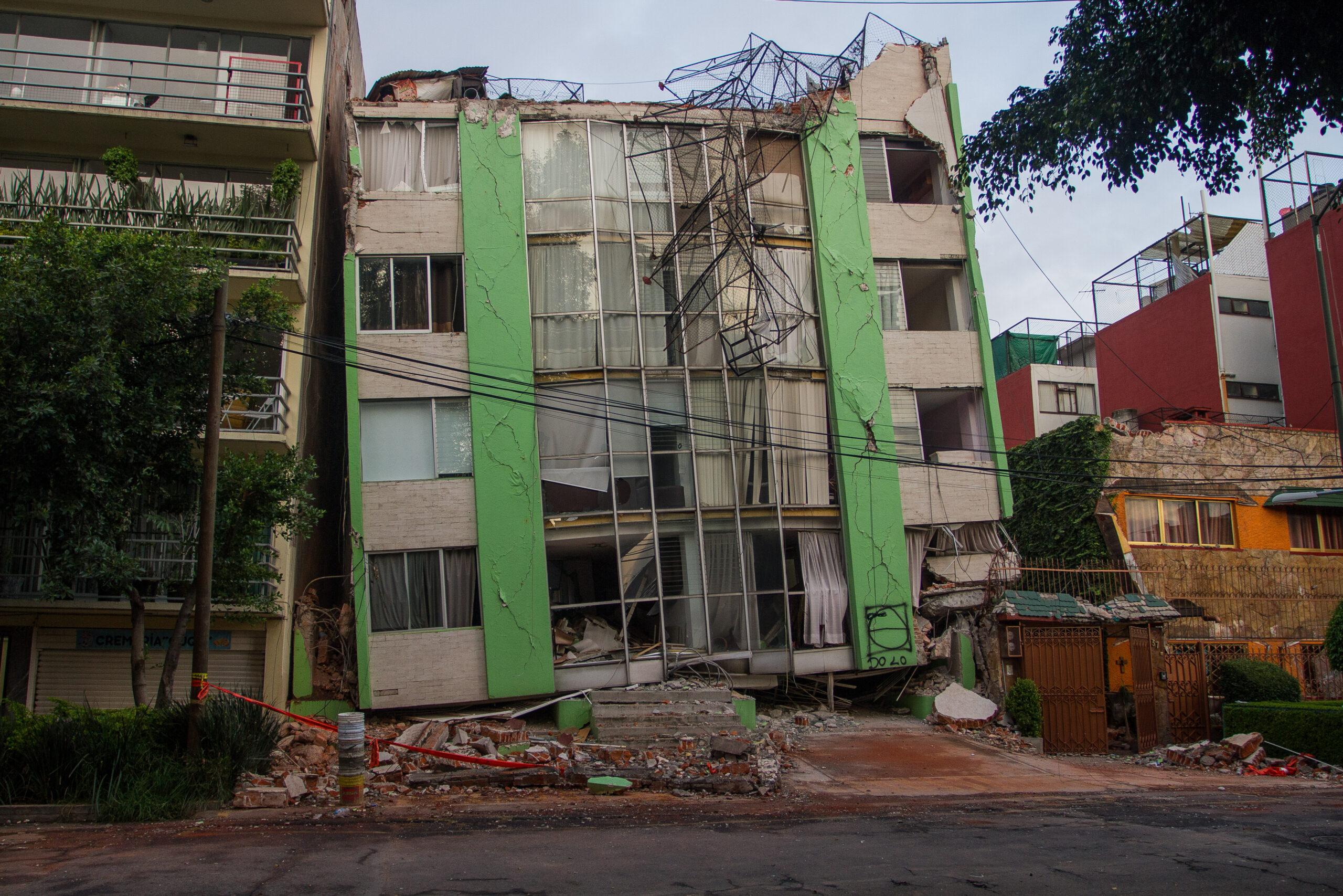 Se agotaron las esperanzas, encuentran el cuerpo de Laura Ramos en edificio de Enrique Rébsamen