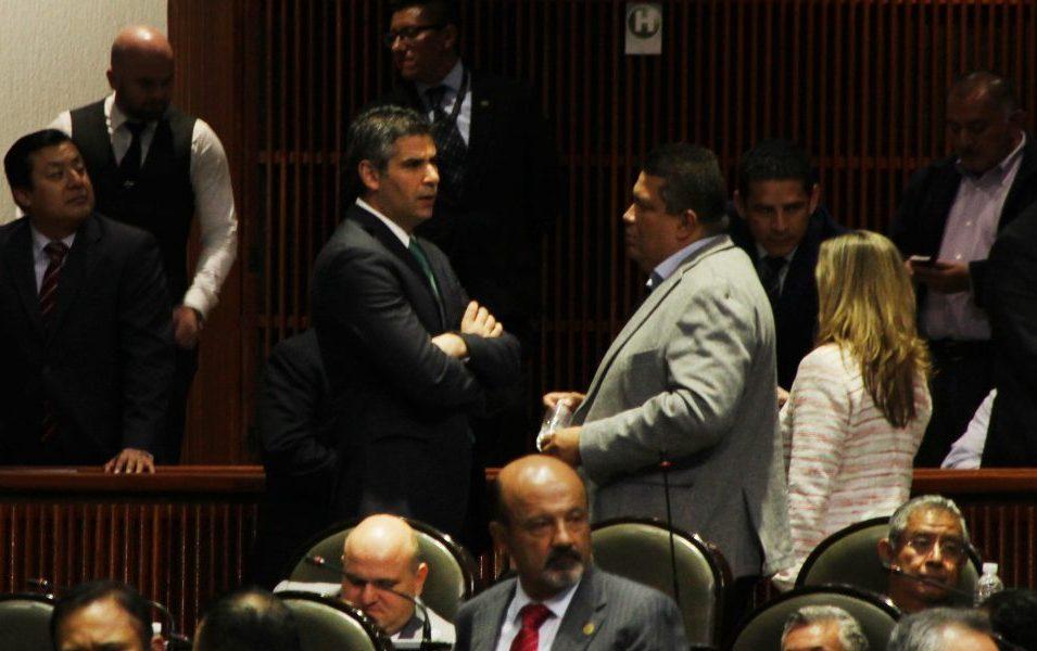 Extesorero de Duarte se defiende del desafuero; niega las acusaciones en su contra