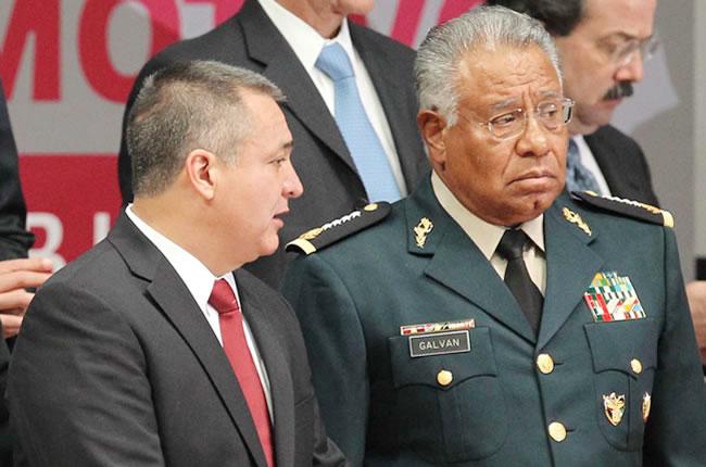 Ejército, 10 años más en guerra contra narco: <i>Wikileaks</i>