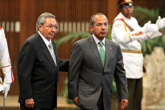 Condena Calderón bloqueo “injustificado” contra Cuba
