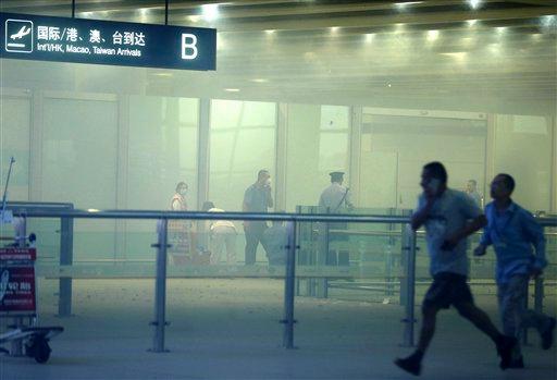Estalla bomba casera en aeropuerto de Beijing
